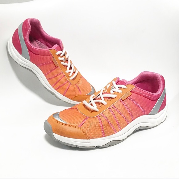 vionic alliance sneakers